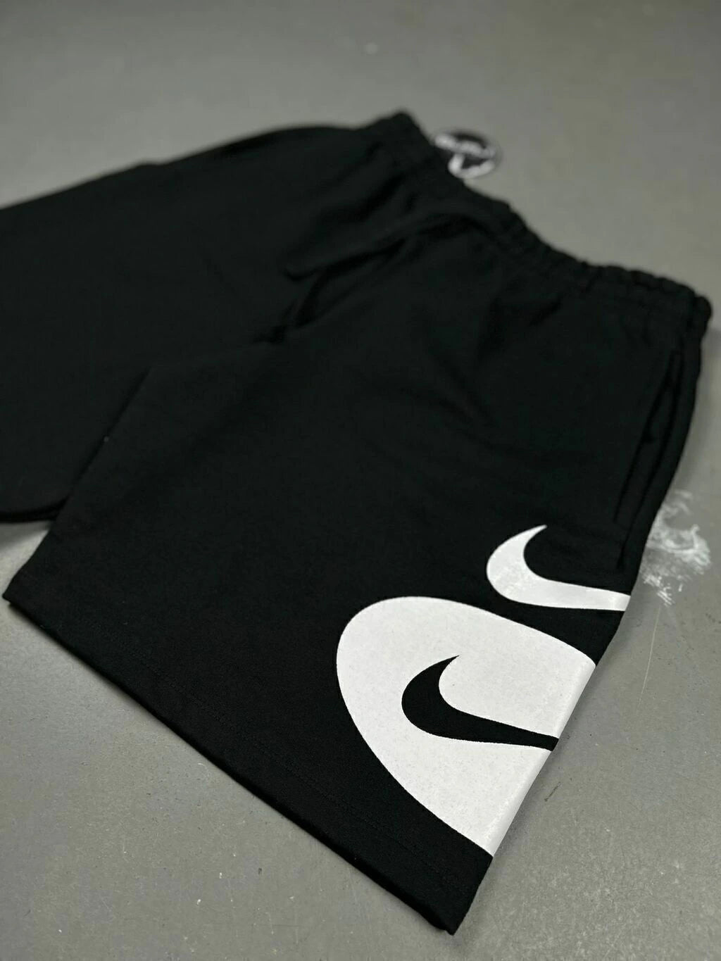 BERMUDA MOLETOM NIKE SWOOSH LEAGUE