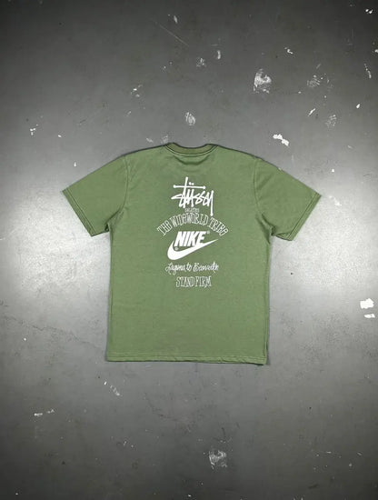 CAMISETA NIKE x STUSSY