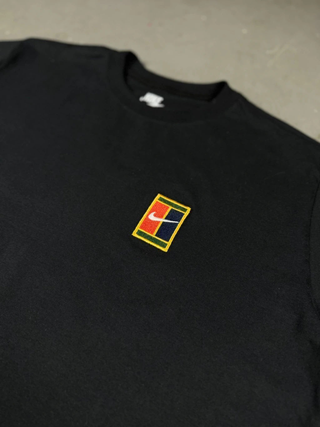 CAMISETA NIKE COURT