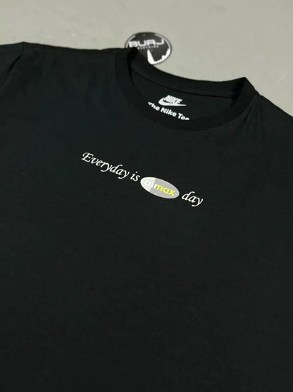 CAMISETA NK AIR MAX DAY