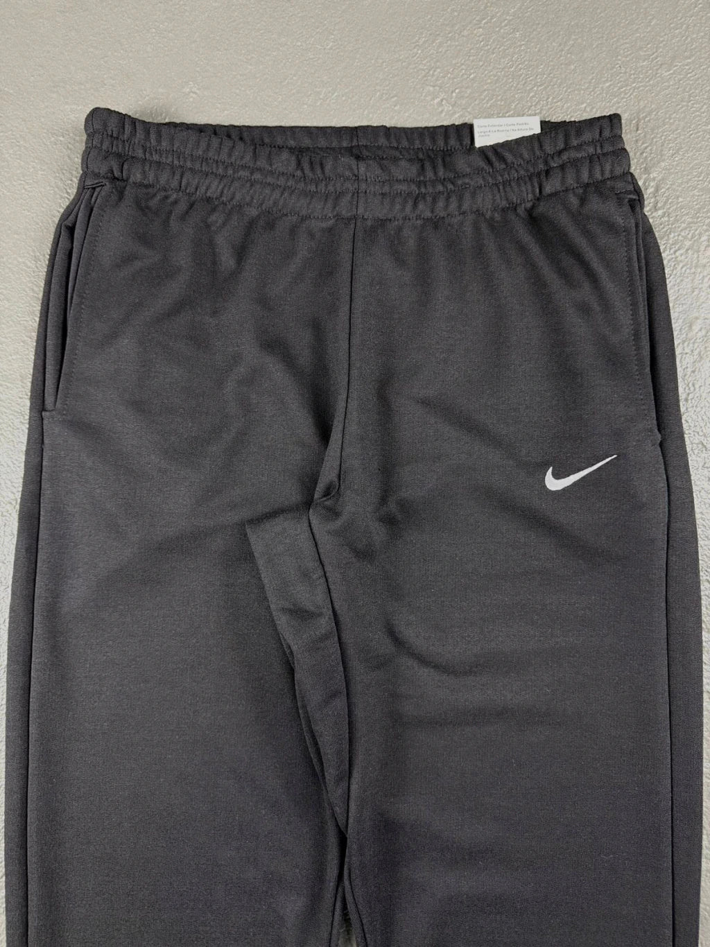 CALÇA NIKE MOLETOM CORTE RETO SWOOSH
