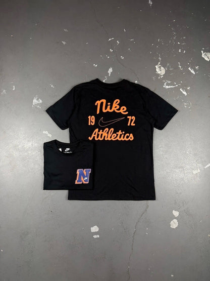 CAMISETA NIKE ATHLETICS 1972