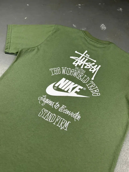 CAMISETA NK x STUSSY