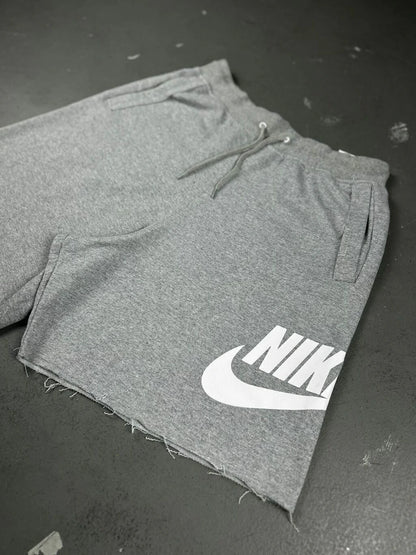 BERMUDA MOLETOM NIKE ICON FUTURA