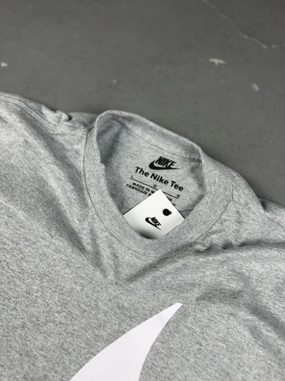 CAMISETA NK BIG SWOOSHᵀᴹ