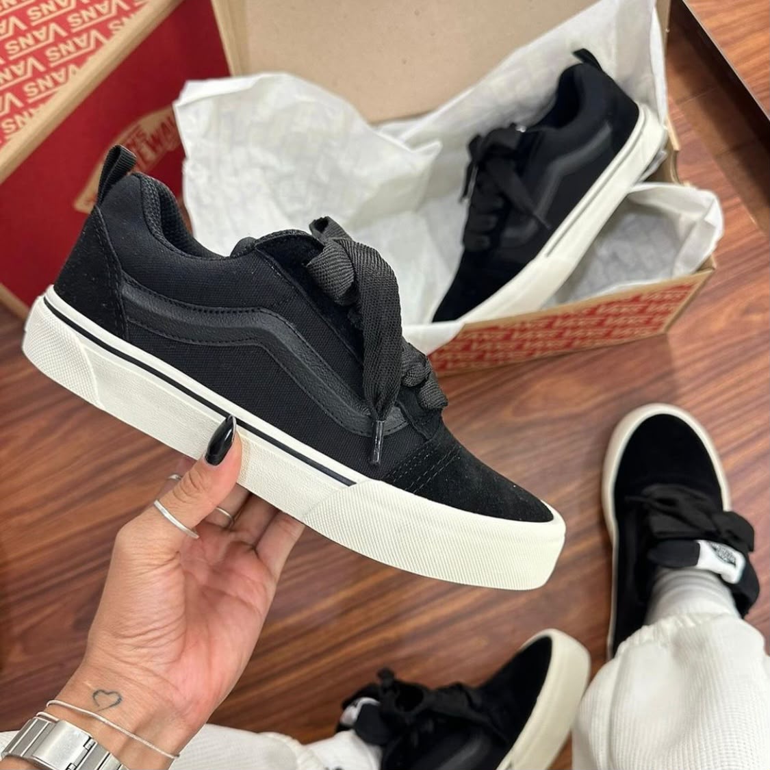 Vans Vans Knu (Black & Grey)